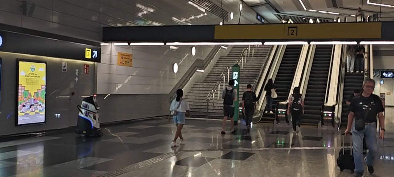 Directions from Upper Changi MRT station gates.